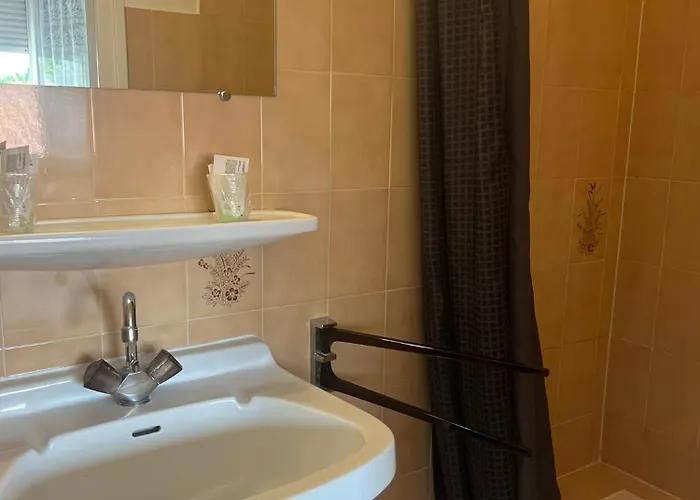 La Pergola - Centre Hotel 2*